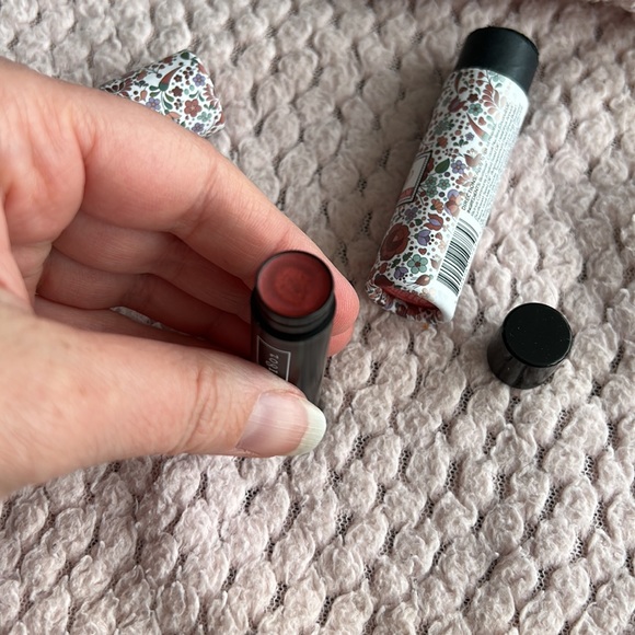 BNIB Beekman 1802 (lip balm & eye serum) - Picture 6 of 9